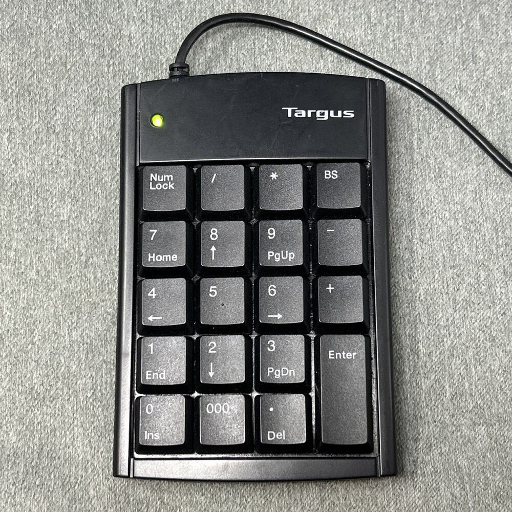 Targus Numeric Keypad USB Port Connector Portable Plug & Play Device Black